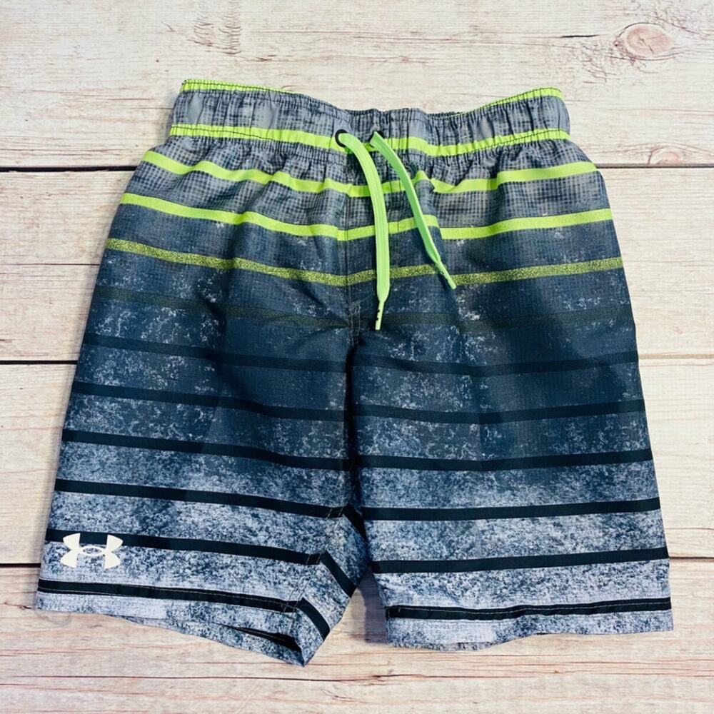 NEW Under Armour •Swim Trunks